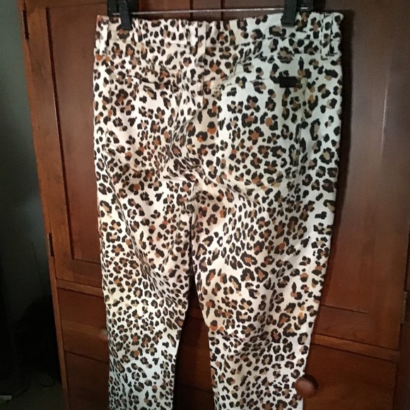 NWOT- Jen 7 leopard Design straight leg pants -Size 14. Excellent Condition - Picture 2 of 7
